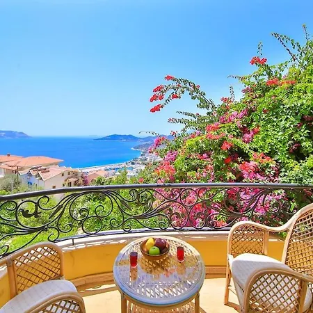 Noyan Villa Kas