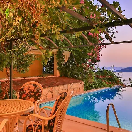 Noyan Villa Kas